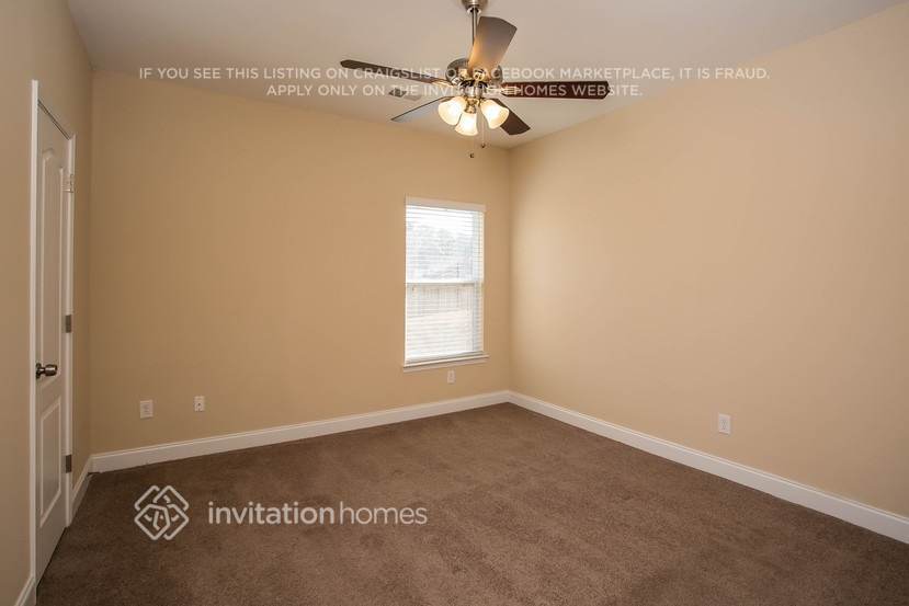 Building Photo - 3118 Avondale Dr SE