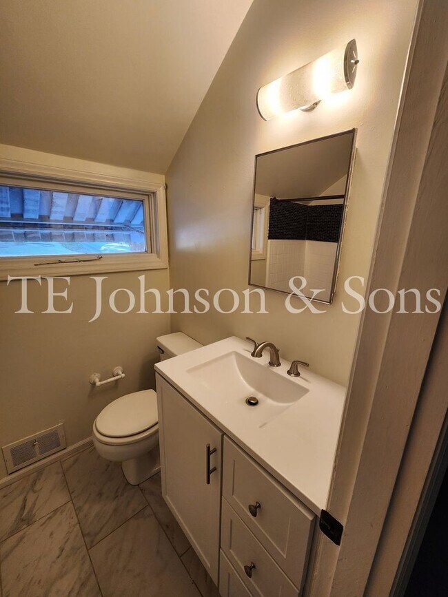 Building Photo - Guilford Hills 3 Bedroom