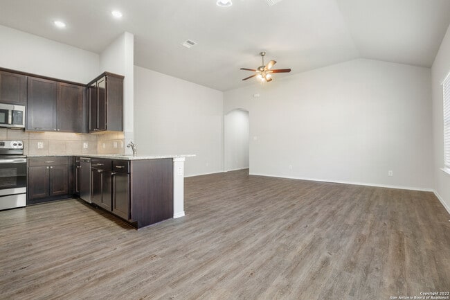 Building Photo - 5514 Rio Cyn