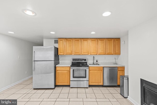 Building Photo - 607 Florida Ave NW