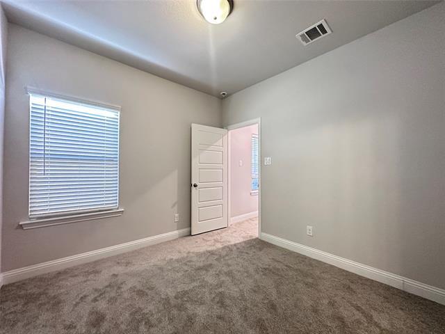 Building Photo - 2213 Palomino St