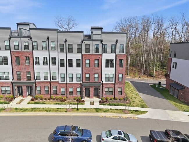 Building Photo - 13353 Coalfield Station Ln