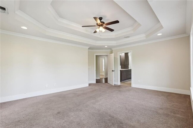Building Photo - 411 Deering Rd NW