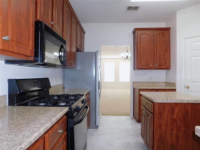 Building Photo - 2701 Clark Dr