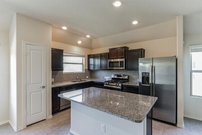 Building Photo - 3900 Alpine Autumn Dr