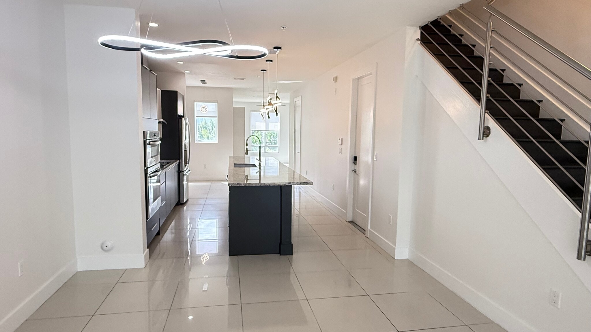 Kitchen - 10260 NW 63rd Ter