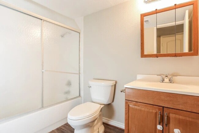 Building Photo - 6830 Kearney Dr