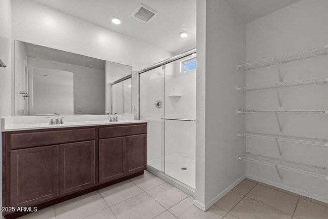 Building Photo - 18185 E Zuza Dr