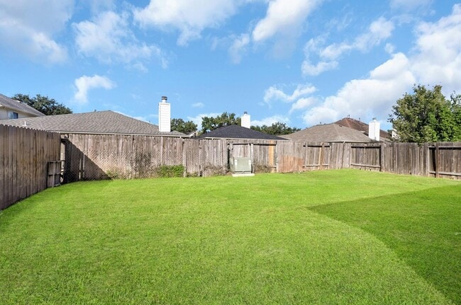 Building Photo - 4018 Floral Way Ct
