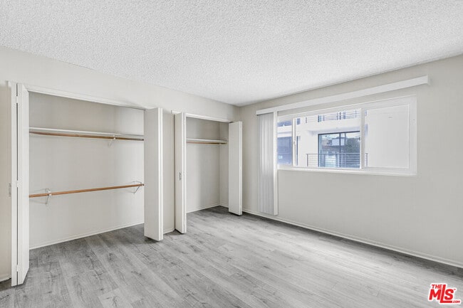 Primary Photo - 1811 Parnell Ave
