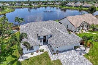 Building Photo - 22589 Island Lakes Dr