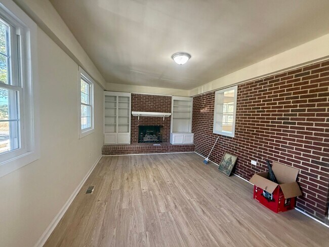 Building Photo - 2BR • 1BA + Two Flex Spaces – Updated Home...