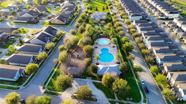 Building Photo - 7245 Half Moon Lake Dr