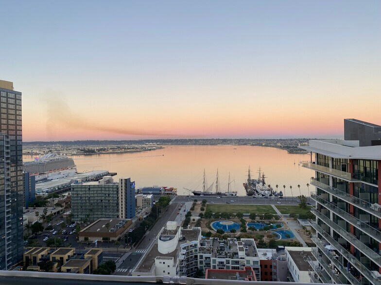 Building Photo - 1575 Kettner Blvd