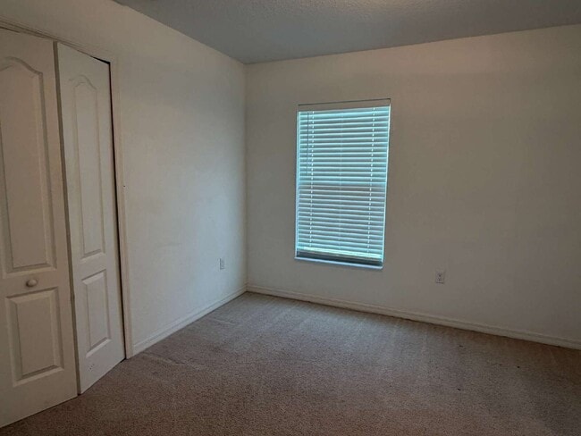 Building Photo - 737 Buccaneer Blvd
