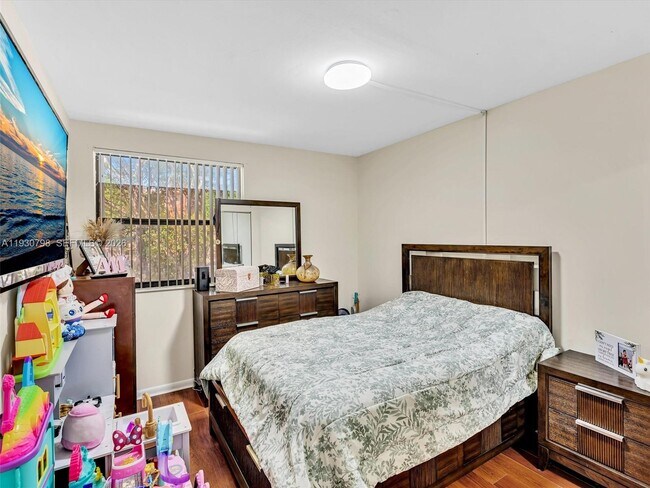 Building Photo - 10241 NW 9th St Cir