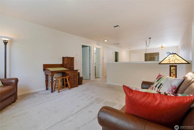 Building Photo - Elegant 3 Bedroom Home in Harbor Crossing ...