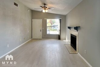Building Photo - 107 Northlake Dr