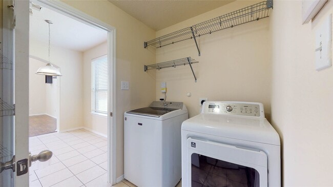 Building Photo - 3818 St Simon Manor Dr