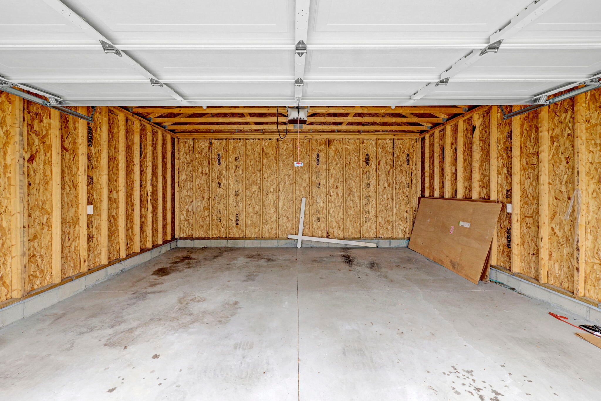Building Photo - 534 E Brickley Ave