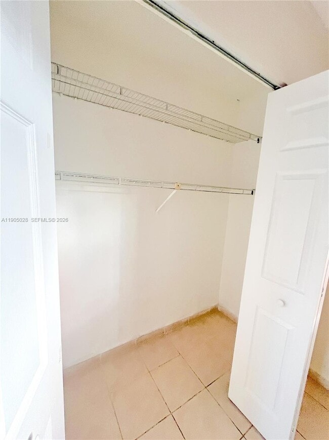 Building Photo - 5712 W 25th Ct