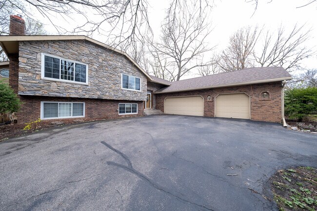 Building Photo - 8414 134th St Ct