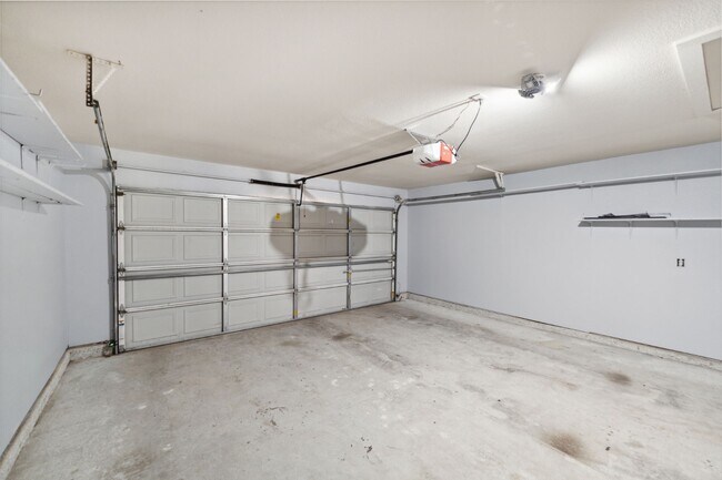 Building Photo - 11021 E 84th St
