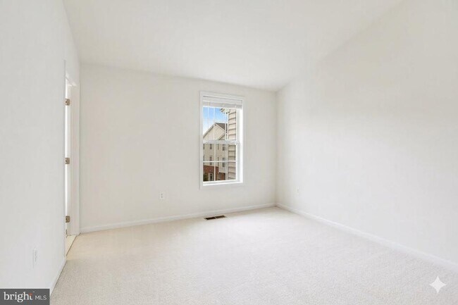 Building Photo - 43140 Whelplehill Terrace