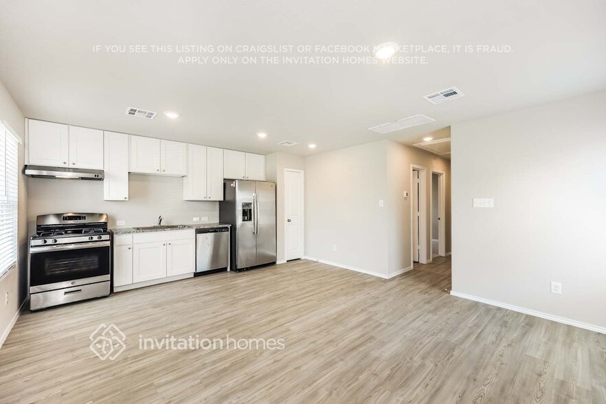 Building Photo - 13710 Harvest Valley