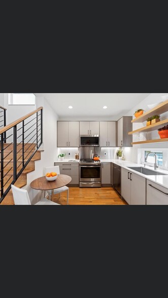 Building Photo - 3306 W Government Way