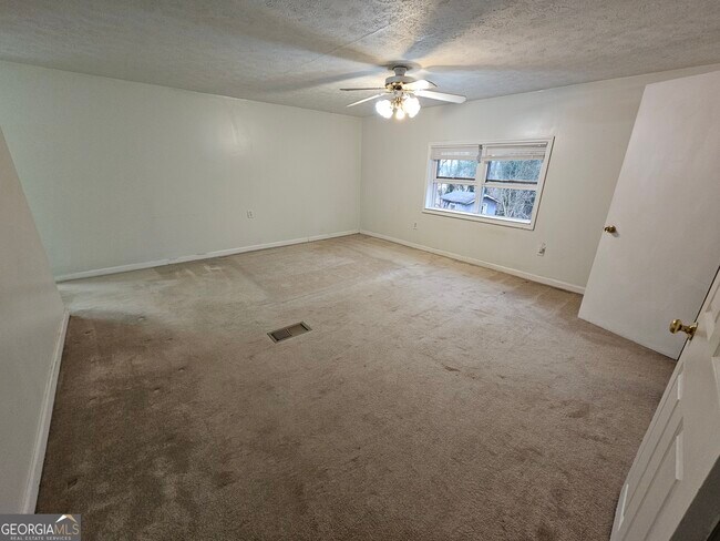 Building Photo - 1252 Lawrenceville-Suwanee Rd