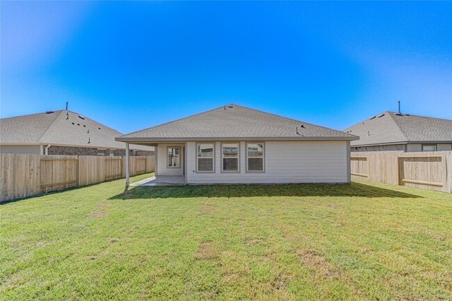 Building Photo - 5023 Lavaridge Dr