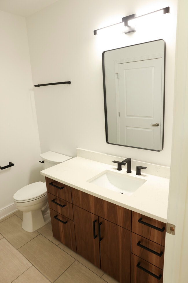 Building Photo - 950 W Peachtree St NW