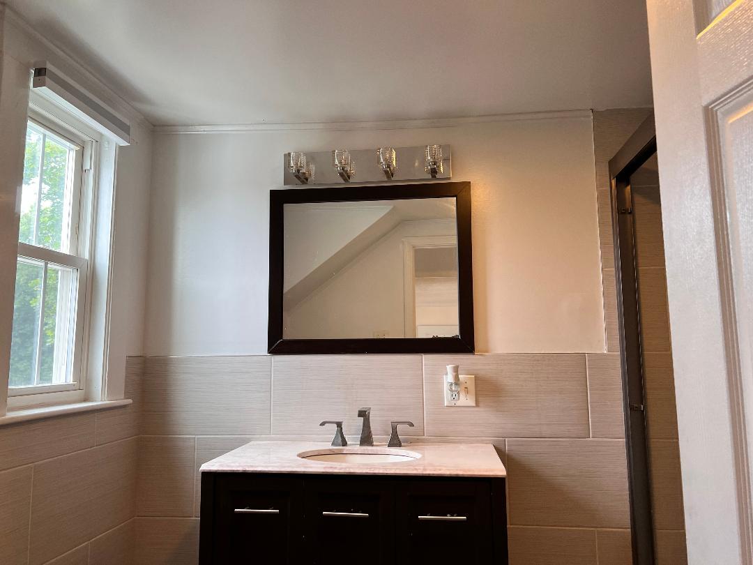 Building Photo - 254 Plimpton St