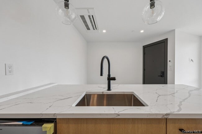 Building Photo - 325 Manville Rd