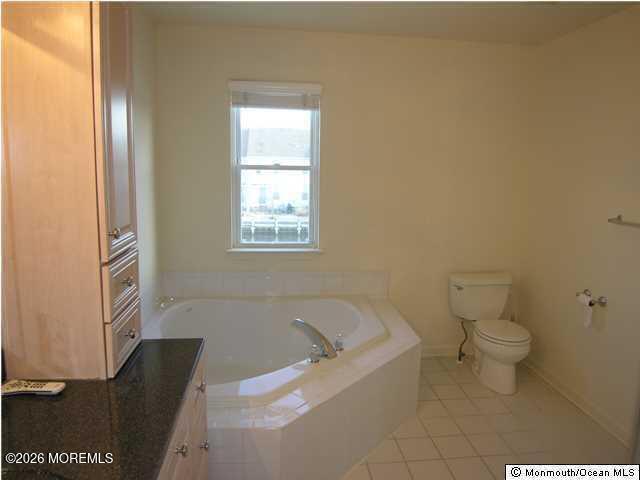 Building Photo - 29 Blue Heron Ln