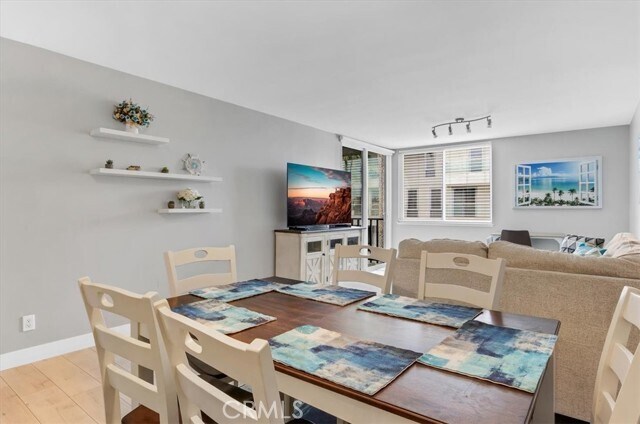 Building Photo - 1140 E Ocean Blvd