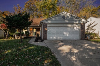 Building Photo - 5836 New Meadow Dr