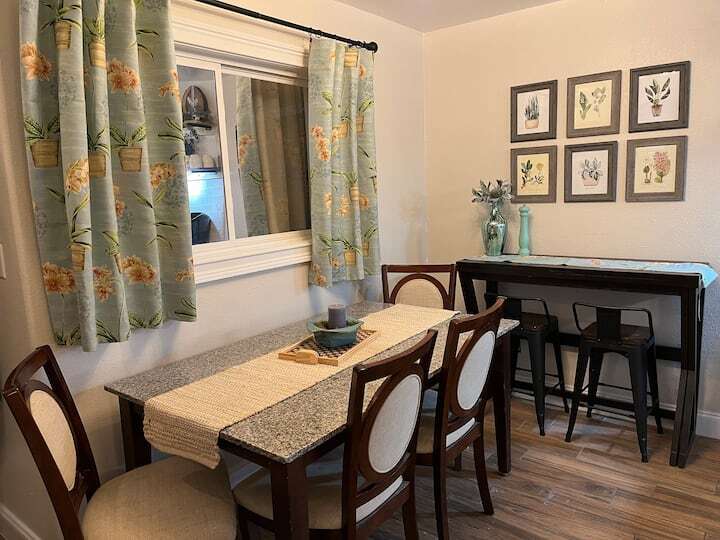 Building Photo - 12102 Carriage Ct SE