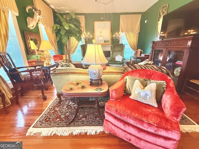 Building Photo - 1663 Thompson Ln