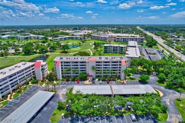 Building Photo - 7406 Lake Breeze Dr