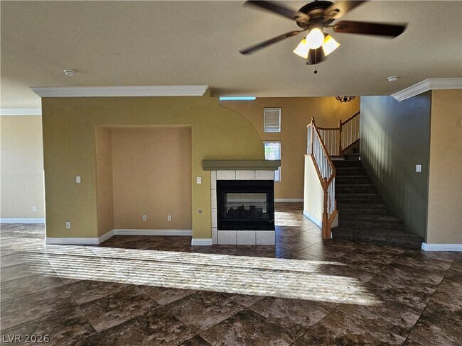 Building Photo - 5604 Pacesetter St