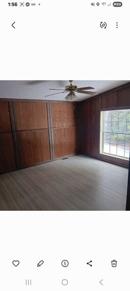 Building Photo - 1781 Tyler Rd SE