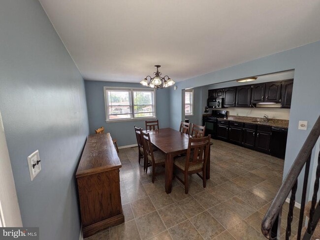 Building Photo - 1111 Circle Dr