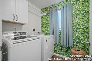 Building Photo - 3634 Du Barry Dr