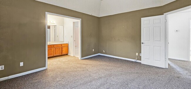 Building Photo - 7120 Wetherburn Cove