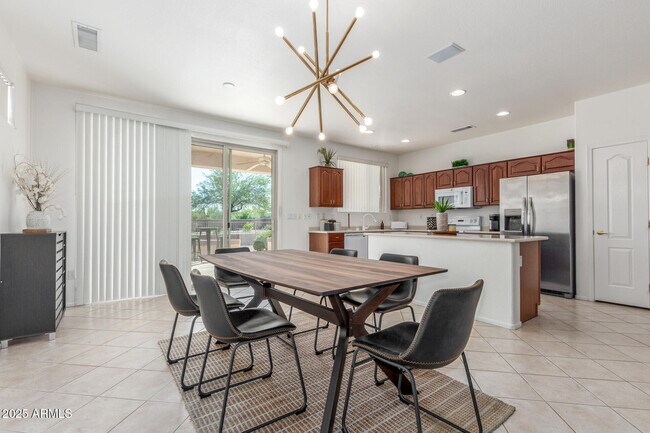 Building Photo - 16331 W Willow Creek Ln