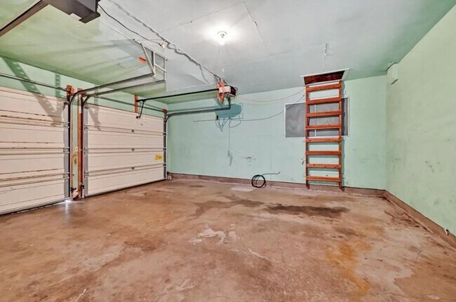 Building Photo - Charming 3BR House in Sherman