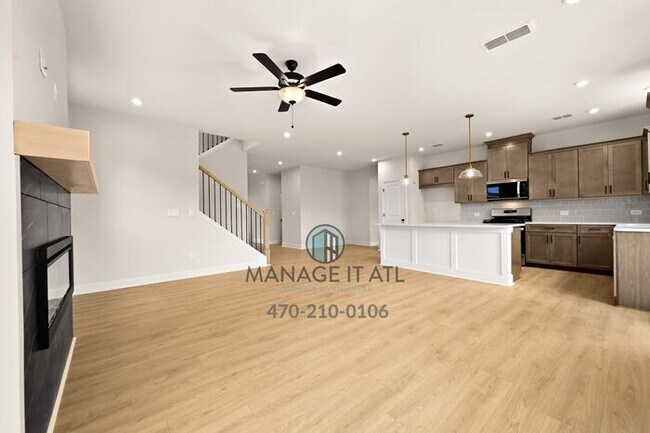 Building Photo - 3102 Ace Blvd
