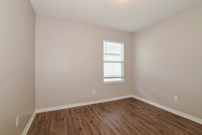 Building Photo - 16188 Yelloweyed Dr